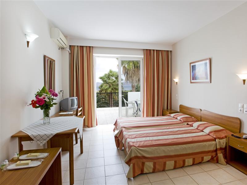 Cavo D' Oro Hotel Мармарі Екстер'єр фото