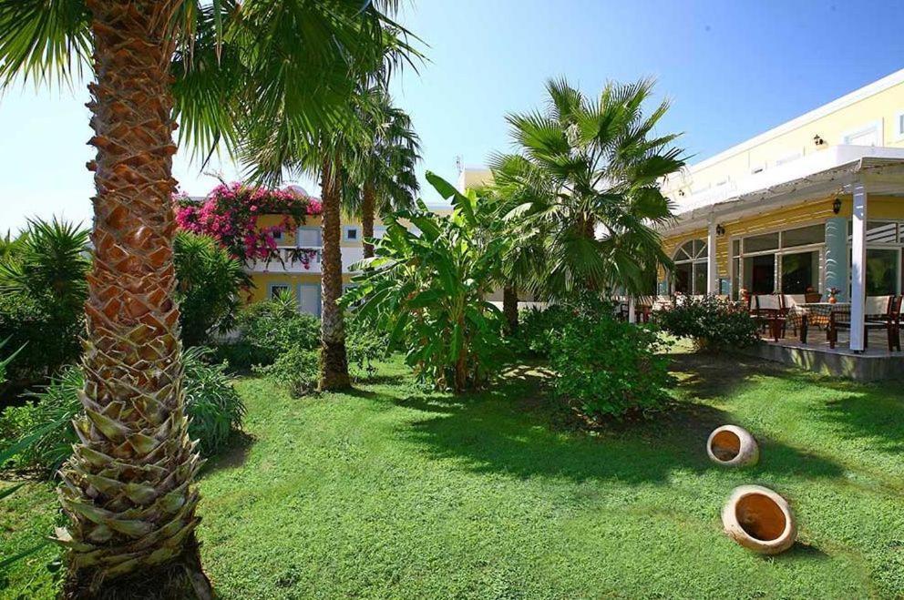 Cavo D' Oro Hotel Мармарі Екстер'єр фото
